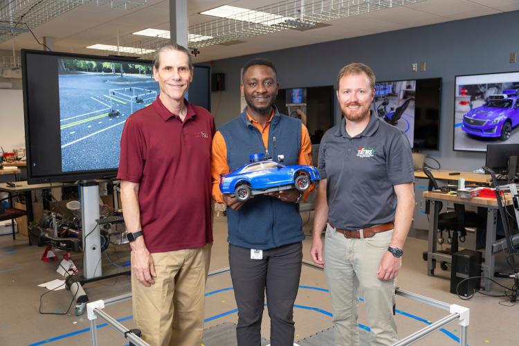 Moses Anubi and team win the U.S DOT Intersection Safety Challenge Stage 1A Award.
