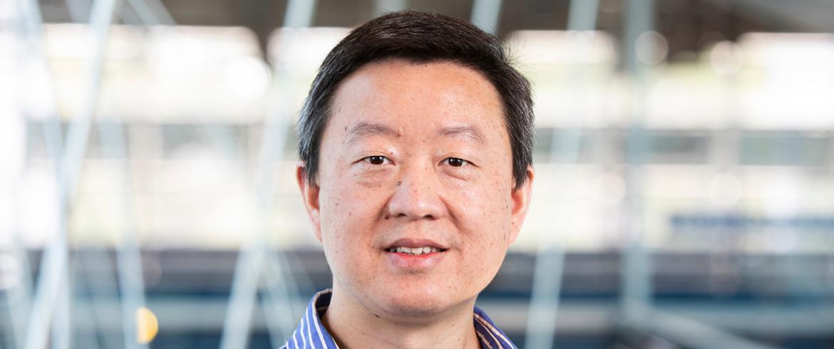 photo of Professor of Mechanical Engineering Wei Guo from the FAMU-FSU College of Engineering