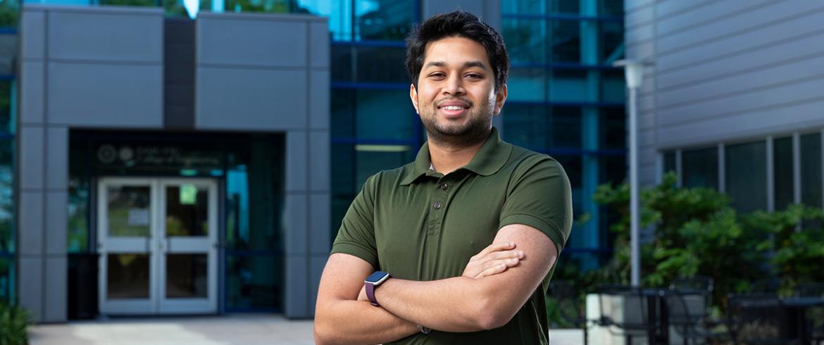 portrait of sai devulapalli outside the famu-fsu college of engineering