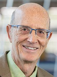 theo siegrist headshot