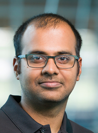 Raghav Gnanasambandam headshot