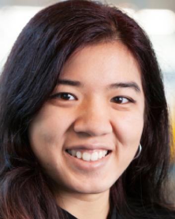 ginny fouts headshot