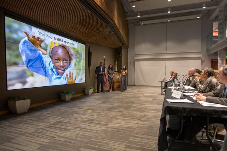 Owners of InnoHealth Diagnostics presented their product to a panel of judges